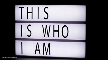 你是做UI的，那懂不懂UX?